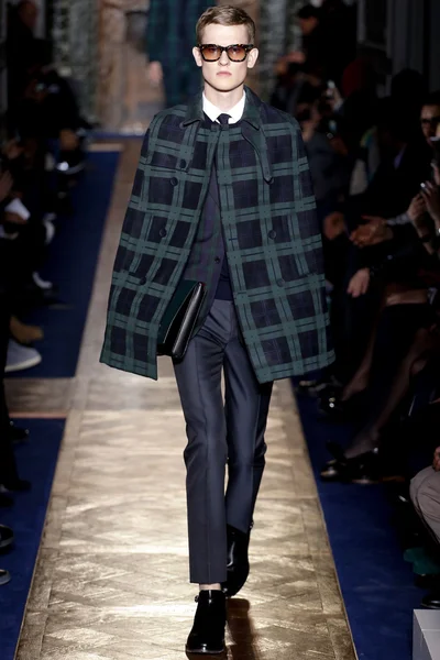 Look 26